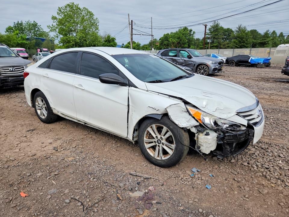 2014 Hyundai VIN 5NPEB4ACXEH837414 COPART salvage auction — FRONT END, Pa - Certificate Of Salvage, sold $600 on 2026-07-06 (photo 4)