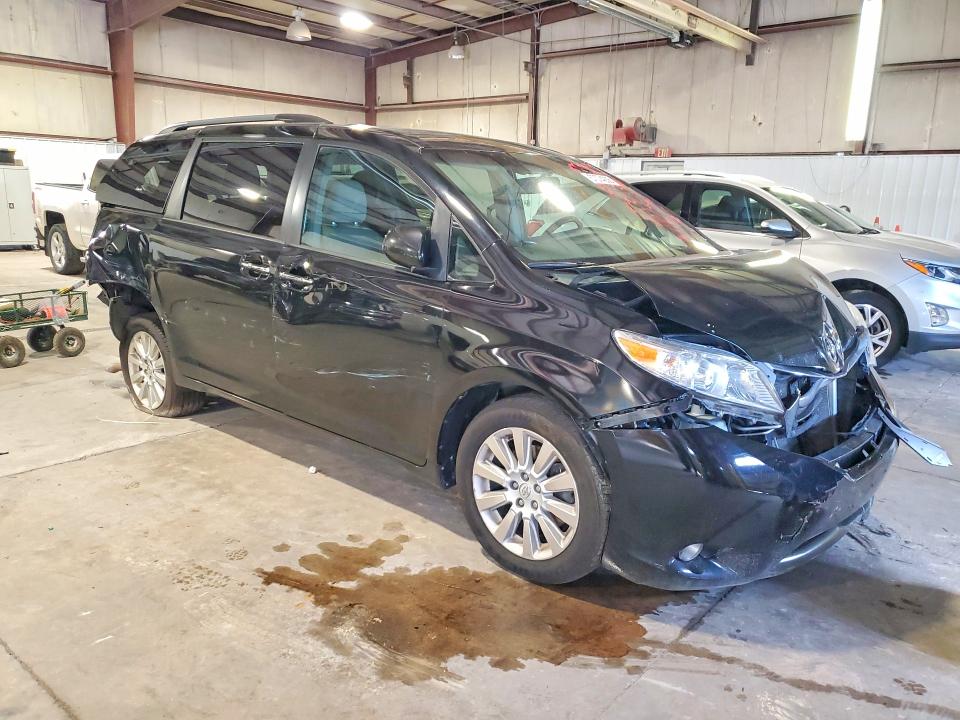 2015 Toyota Sienna VIN 5TDDK3DCXFS096940 COPART salvage auction — REAR END, Il - Salvage Certificate, sold $175 on 2026-07-29 (photo 4)