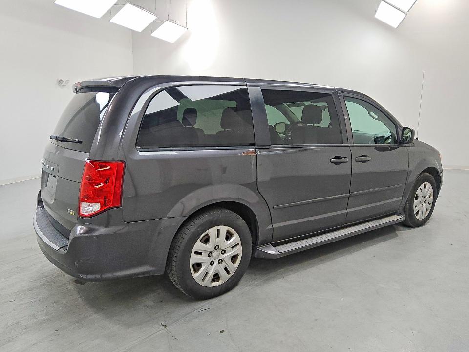 2017 Dodge Caravan VIN 2C4RDGBG0HR595710 COPART salvage auction — NORMAL WEAR, Nj - Certificate Of Title, sold $200 on 2026-07-28 (photo 3)