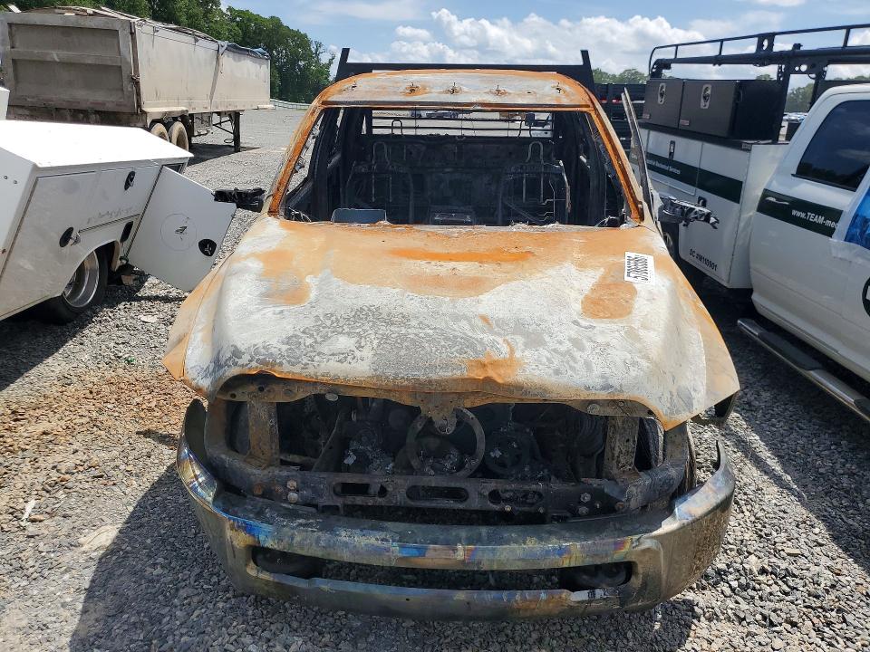 2017 Ram 3500 VIN 3C63RRGL7HG666469 COPART salvage auction — BURN, Nc - Salvage Certificate Of Title, sold $350 on 2026-08-12 (photo 5)