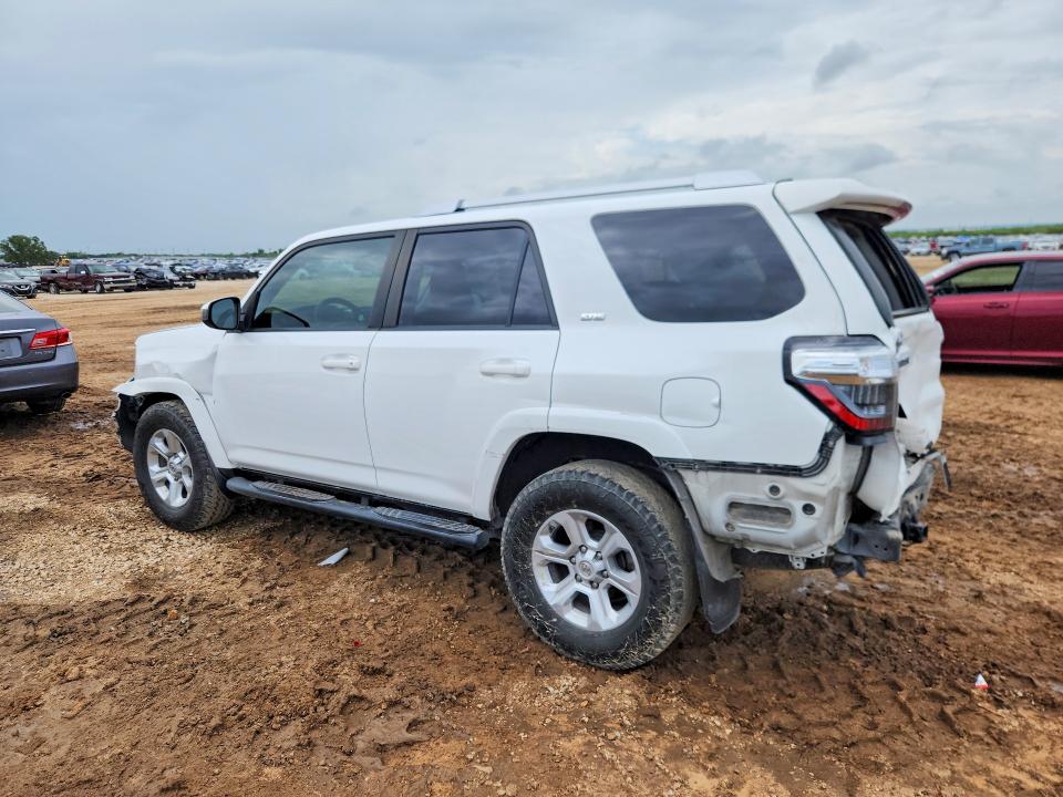 2018 Toyota 4runner VIN JTEZU5JR2J5187635 COPART salvage auction — REAR END, Tx - Salvage Vehicle Title, sold $8,200 on 2026-07-23 (photo 2)