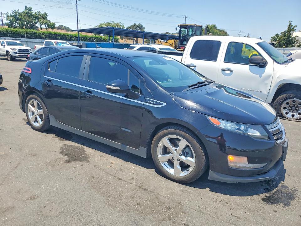 2013 Chevrolet Volt VIN 1G1RG6E45DU142367 COPART salvage auction — FRONT END, Ca - Salvage Certificate, sold $1,350 on 2026-07-02 (photo 4)