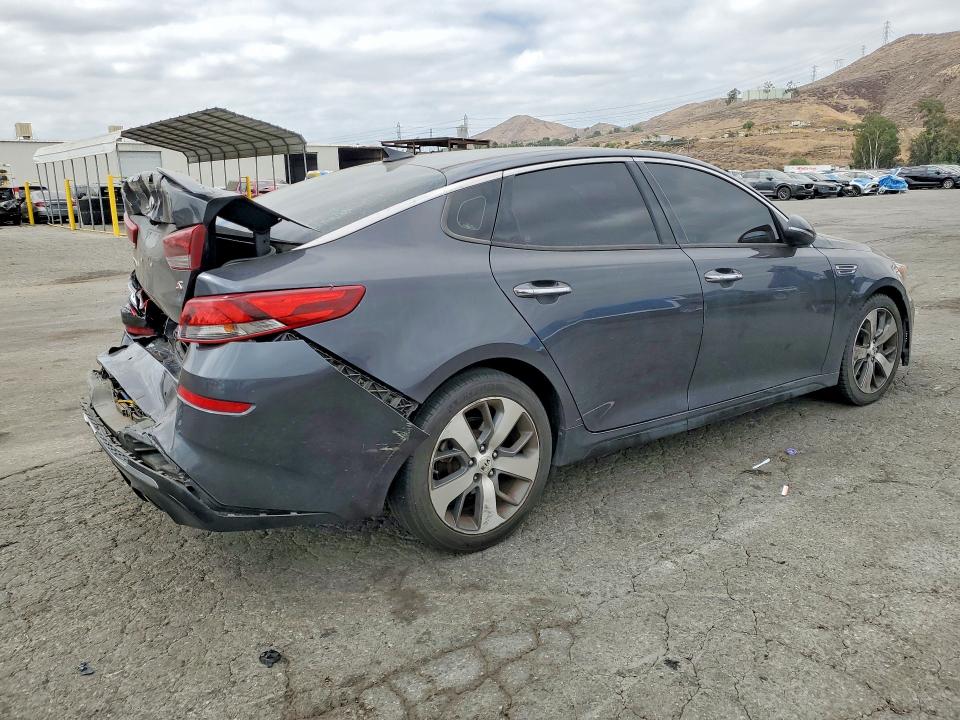 2019 Kia Optima VIN 5XXGT4L34KG305733 COPART salvage auction — REAR END, CA - SALVAGE CERTIFICATE, sold $925 on 2026-07-18 (photo 3)