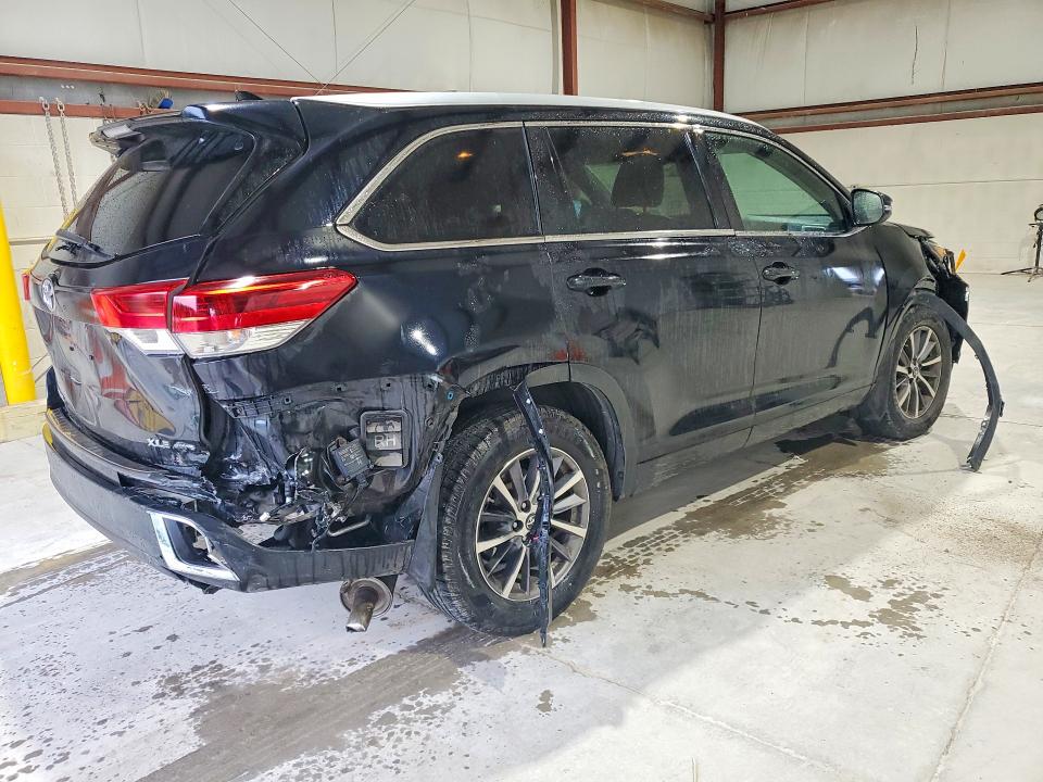 2018 Toyota VIN 5TDJZRFH1JS885223 COPART salvage auction — REAR END, Ny - Mv-907A Salvage Certificate, sold $10,400 on 2026-07-13 (photo 3)