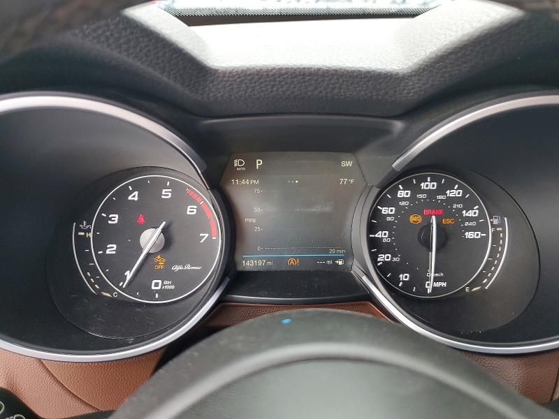2019 Alfa romeo Stelvio VIN ZASPAKBN2K7C36294 COPART salvage auction — MINOR DENT/SCRATCHES, CT - CERTIFICATE OF TITLE (P), sold $4,800 on 2026-07-14 (photo 9)