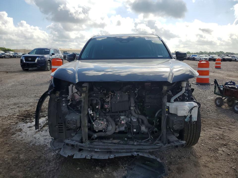 2025 Toyota Highlander VIN 5TDAAAA52SS020350 COPART salvage auction — FRONT END, Tx - Salvage Vehicle Title, sold $19,600 on 2026-07-06 (photo 5)