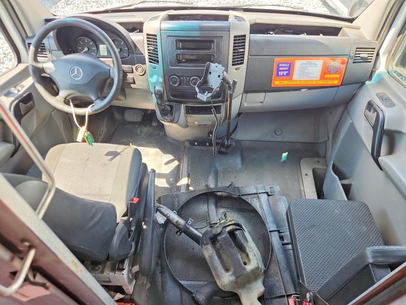 2012 Mercedes-benz Sprinter VIN WD3PE8CB8C5704671 COPART salvage auction — FRONT END, Fl - Certificate Of Title, sold $1 on 2026-07-28 (photo 8)