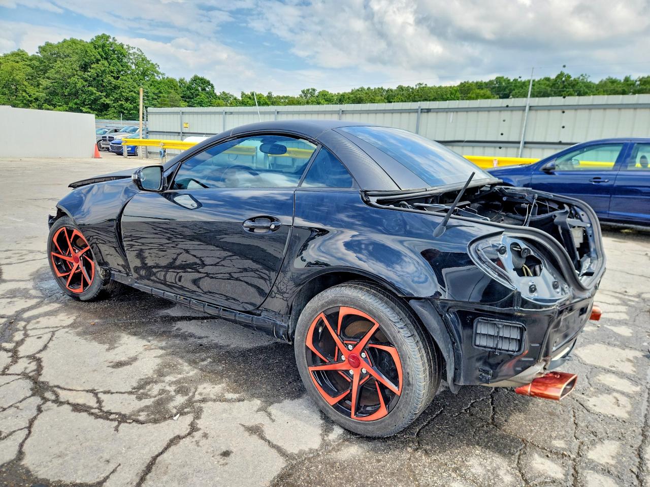 2009 Mercedes-Benz SLK-Class VIN WDBWK54F19F192490 COPART salvage auction — Front End, TX - SALVAGE VEHICLE TITLE, sold $300 on 2026-07-01 (photo 2)