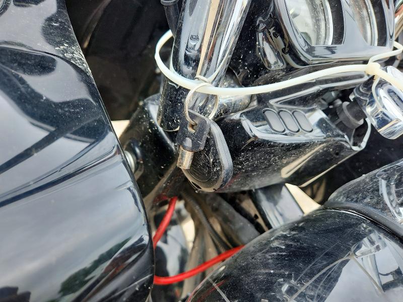 2016 Harley-davidson Fl VIN 1HD1KTM17GB658107 COPART salvage auction — ROLLOVER, Wi - Certificate Of Title, sold $3,850 on 2026-07-22 (photo 8)