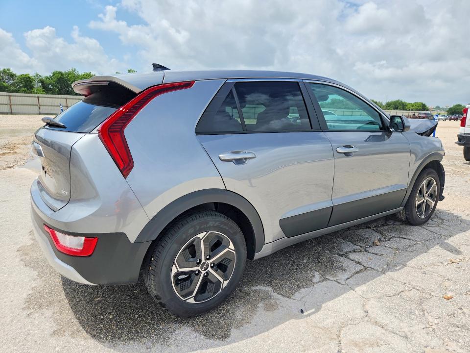 2026 Kia Niro VIN KNDCP3LE1T5327273 COPART salvage auction — FRONT END, Tx - Certificate Of Title, sold $3,000 on 2026-07-06 (photo 3)