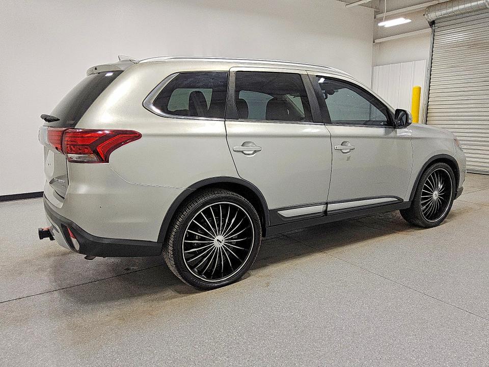 2019 Mitsubishi Outlander VIN JA4AZ3A38KZ008134 COPART salvage auction — NORMAL WEAR, Az - Certificate Of Title, sold $225 on 2026-07-09 (photo 3)