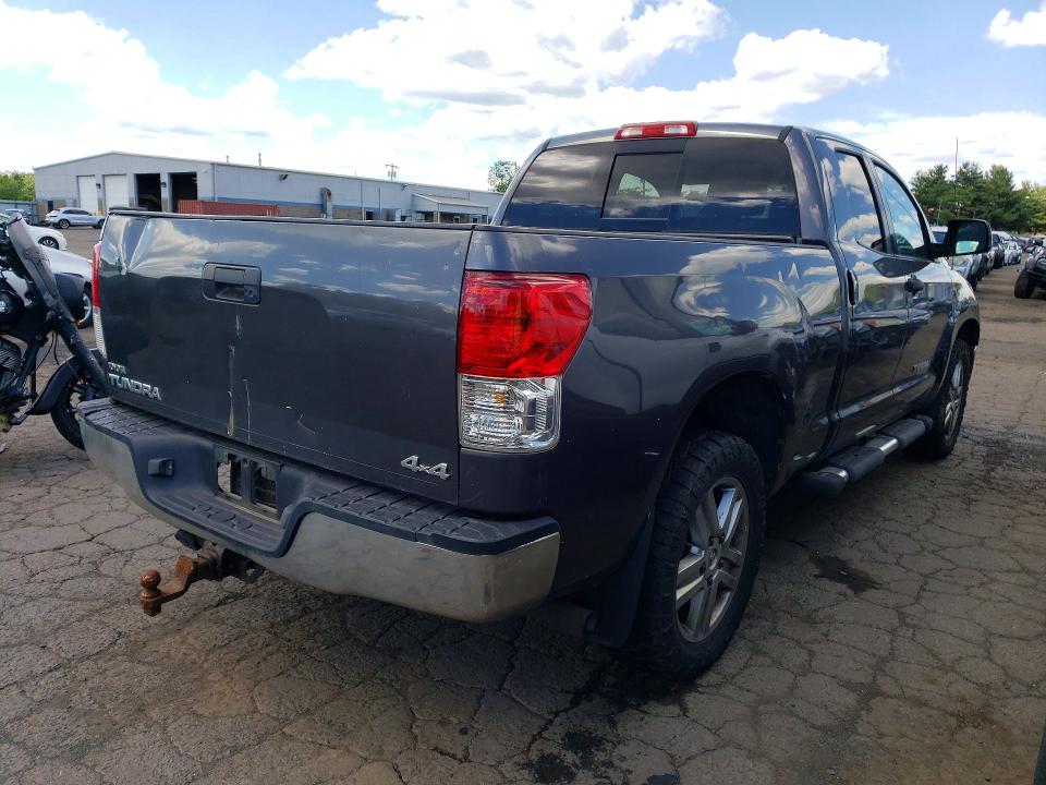 2011 Toyota Tundra VIN 5TFUM5F17BX024616 COPART salvage auction — SIDE, NY - CERTIFICATE OF TITLE, sold $2,100 on 2026-07-24 (photo 3)