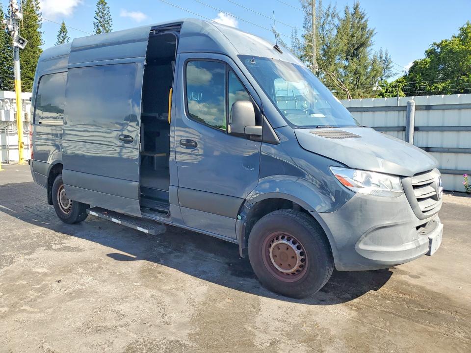 2019 Mercedes-benz Sprinter VIN WD4PF0CD8KP052603 COPART salvage auction — MECHANICAL, Fl - Certificate Of Title (P), sold $5,900 on 2026-07-28 (photo 4)