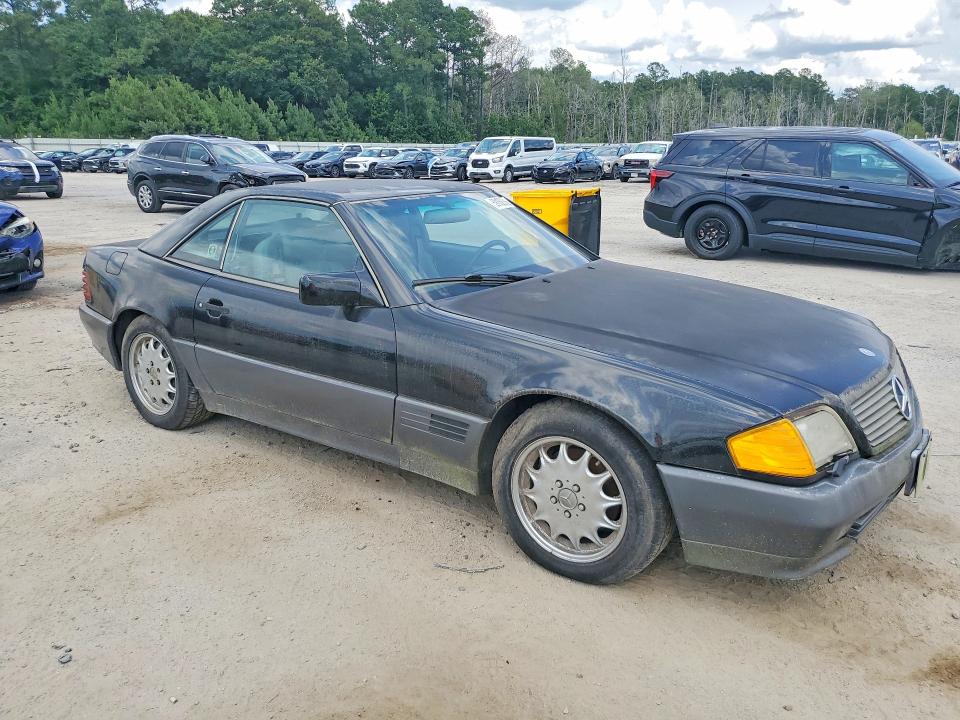 1992 Mercedes-benz 300 VIN WDBFA61E5NF045068 COPART salvage auction — MINOR DENT/SCRATCHES, Sc - Certificate Of Title, sold $2,750 on 2026-07-06 (photo 4)