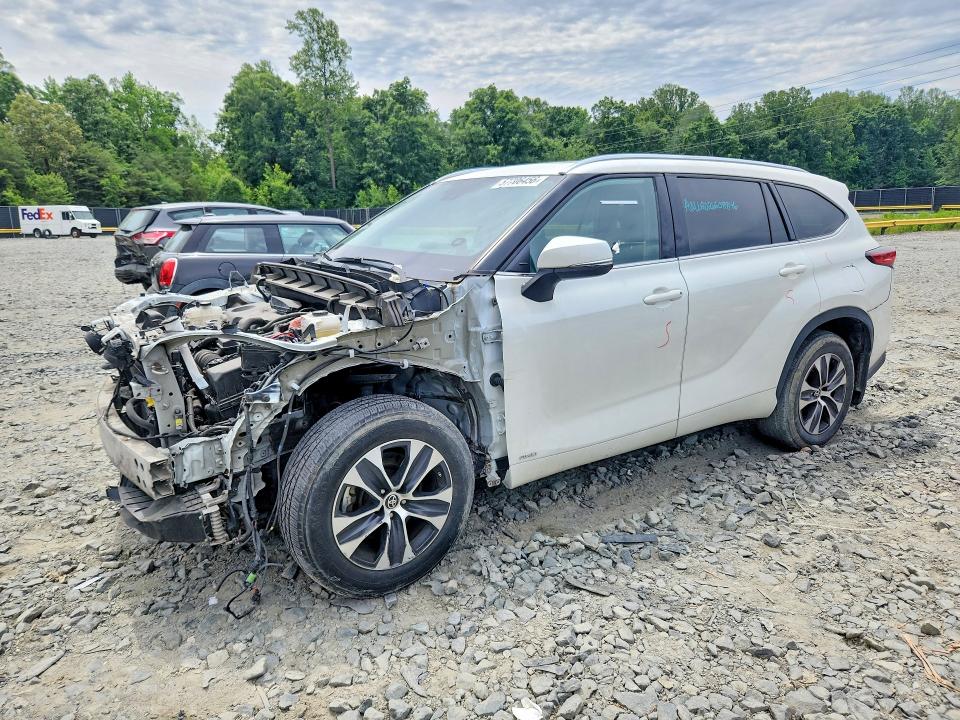 2020 Toyota VIN 5TDHBRCH7LS506087 COPART salvage auction — FRONT END, Md - Cert Of Salvage > 75% Damage, sold $9,400 on 2026-07-21 (photo 1)