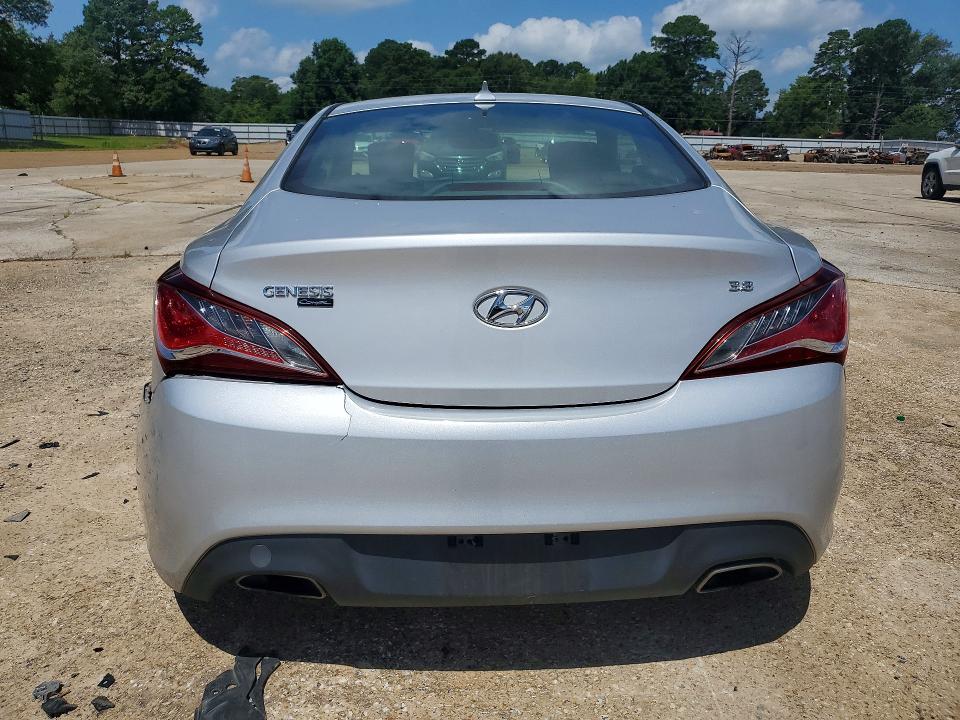 2015 Hyundai Genesis VIN KMHHU6KJ8FU124370 COPART salvage auction — REAR END, Tx - Salvage Vehicle Title, sold $1,950 on 2026-07-13 (photo 6)