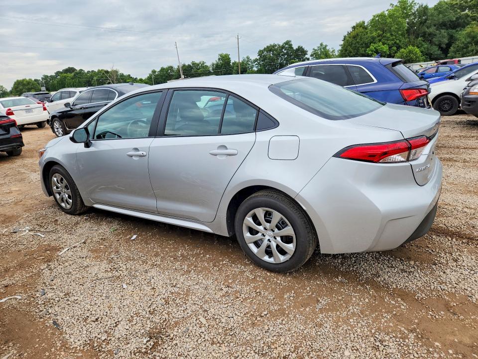 2026 Toyota Corolla VIN 5YFB4MDE3TP435129 COPART salvage auction — WATER/FLOOD, AL - CERT OF TITLE-FLOOD SALVAGE, sold $2,950 on 2026-07-28 (photo 2)