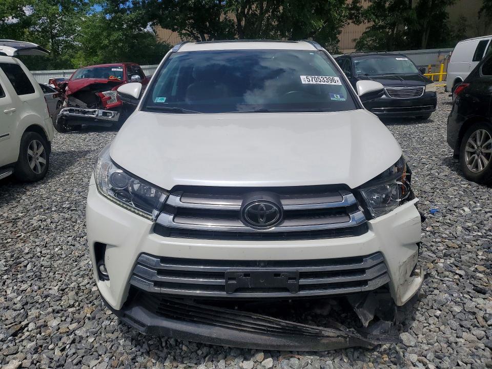 2019 Toyota VIN 5TDDZRFH3KS915739 COPART salvage auction — FRONT END, Salvage Title, sold $14,000 on 2026-07-16 (photo 5)