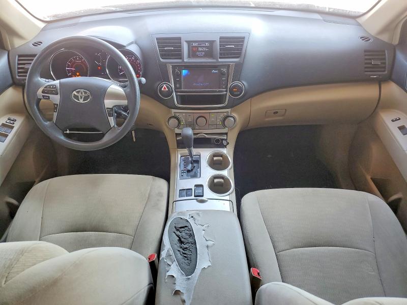 2013 Toyota Highlander VIN 5TDZK3EH1DS130972 COPART salvage auction — MECHANICAL, Az - Certificate Of Title, sold $2,050 on 2026-07-23 (photo 8)