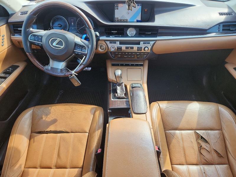 2016 Lexus ES VIN 58ABK1GG1GU010457 COPART salvage auction — MINOR DENT/SCRATCHES, Md - Dealer Only Clean Title (P), sold $7,700 on 2026-08-24 (photo 8)