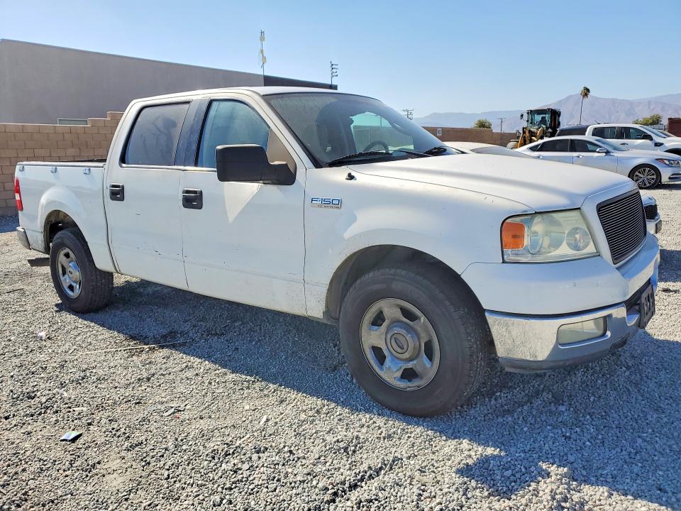 2005 Ford F-150 lightning VIN 1FTPW12595FA55319 COPART salvage auction — MINOR DENT/SCRATCHES, Ca - Dis/Dlr/Exp Only Clean Title, sold $350 on 2026-07-08 (photo 4)