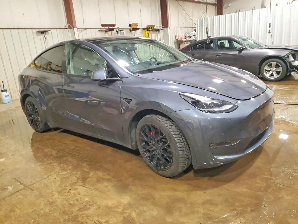 2022 Tesla Model y VIN 7SAYGDEF0NF324743 COPART salvage auction — SIDE, Pa - Certificate Of Salvage, sold $5,900 on 2026-07-21 (photo 4)