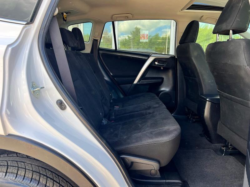 2015 Toyota Rav 4 VIN JTMRFREVXFD138077 COPART salvage auction — MINOR DENT/SCRATCHES, ME - CERTIFICATE OF TITLE (P), sold $6,700 on 2026-07-10 (photo 6)