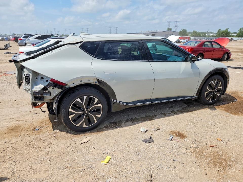 2022 Kia Ev6 VIN KNDC3DLC0N5055074 COPART salvage auction — REAR END, Il - Salvage Certificate, sold $7,500 on 2026-07-28 (photo 3)