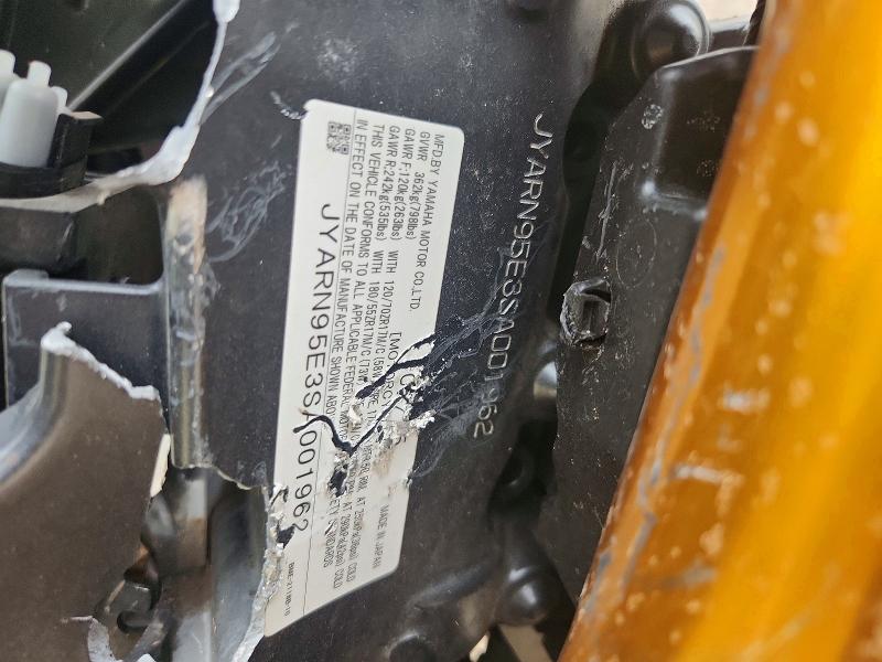 2025 Yamaha Mt09 VIN JYARN95E3SA001962 COPART salvage auction — ALL OVER, Ok - Cert Of Title-Salvage, sold $950 on 2026-07-30 (photo 8)