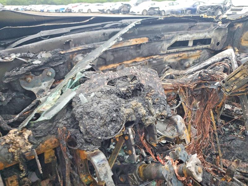 2018 Infiniti Qx60 VIN 5N1DL0MM8JC520755 COPART salvage auction — INTERIOR BURN, IL - JUNKING CERT OF A VEHICLE, sold $250 on 2026-07-24 (photo 9)