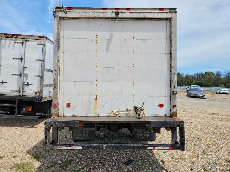 2005 Nissan diesel Ud1800 cs VIN JNAMC50H15AG50183 COPART salvage auction — MINOR DENT/SCRATCHES, Nj - Certificate Of Title, sold $425 on 2026-07-28 (photo 6)