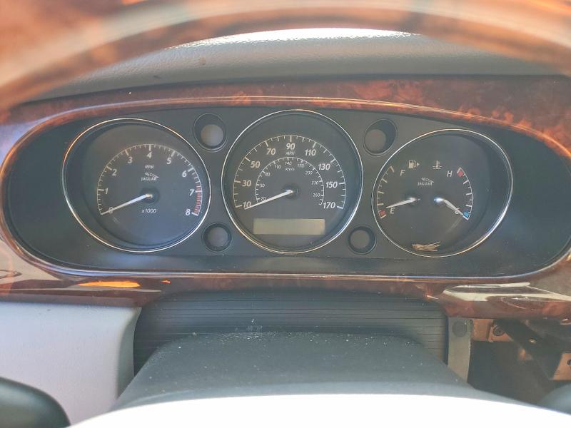 2004 Jaguar Xj series VIN SAJWA71CX4SG21351 COPART salvage auction — VANDALISM, CA - SALVAGE CERTIFICATE, sold $350 on 2026-07-08 (photo 9)