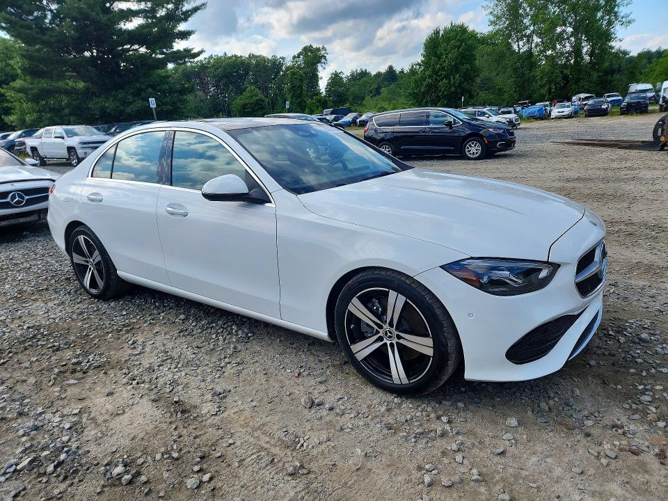 2025 Mercedes-benz C-klasse VIN W1KAF4HB6SR277255 COPART salvage auction — SIDE, Fl - Cert Of Title Slvg Rebuildable, sold $28,750 on 2026-07-15 (photo 4)