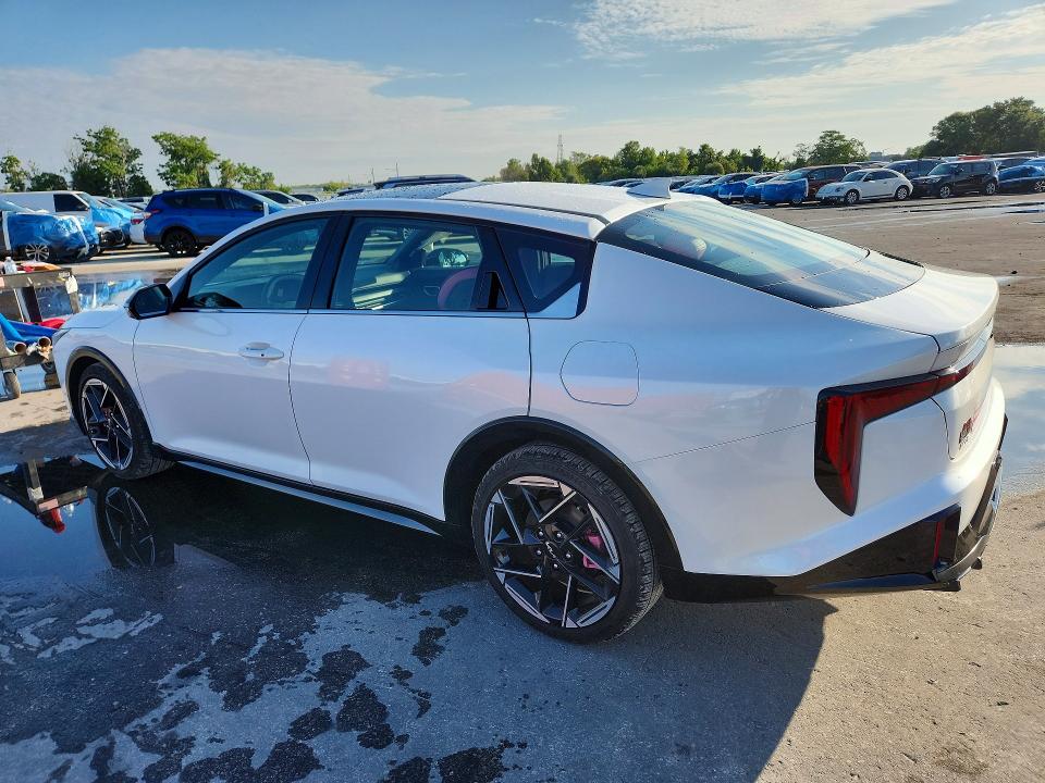 2025 Kia K4 VIN 3KPFW4DE2SE173700 COPART salvage auction — SIDE, Fl - Cert Of Title Slvg Rebuildable, sold $10,400 on 2026-08-20 (photo 2)