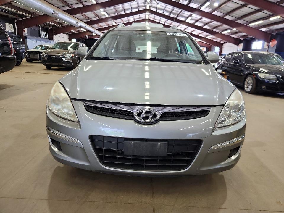 2012 Hyundai Elantra VIN KMHDC8AE1CU152928 COPART salvage auction — MINOR DENT/SCRATCHES, Vt - Certificate Of Title, sold $2,500 on 2026-07-31 (photo 5)