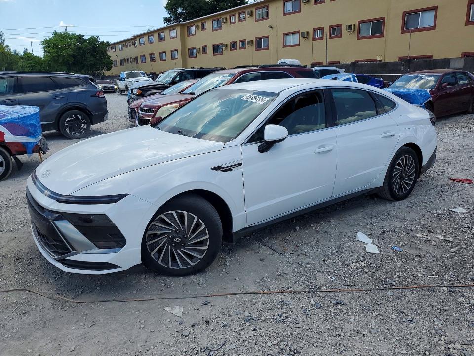 2025 Hyundai Sonata VIN KMHL34JJ3SA110231 — COPART salvage auction photo