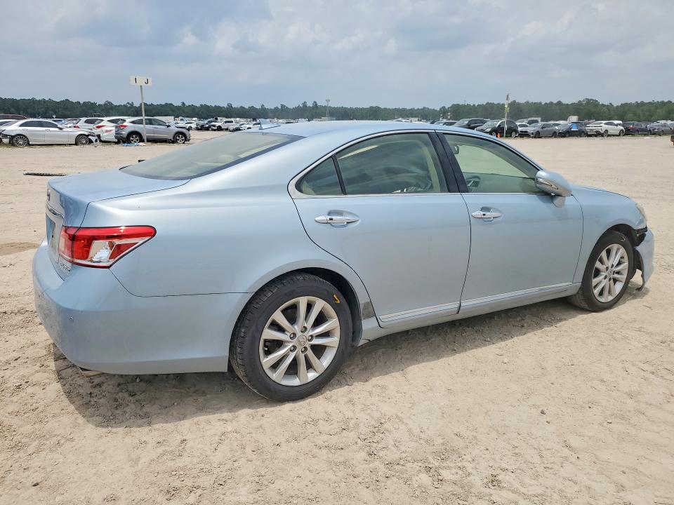 2012 Lexus VIN JTHBK1EGXC2503802 COPART salvage auction — SIDE, Tx - Salvage Vehicle Title, sold $1,250 on 2026-07-07 (photo 3)