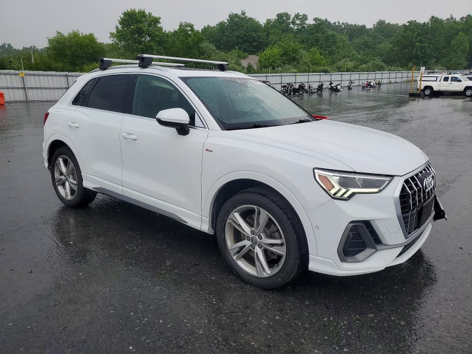 2020 Audi Q3 VIN WA1FECF36L1055141 COPART salvage auction — FRONT END, Pa - Certificate Of Salvage, sold $3,800 on 2026-07-07 (photo 4)