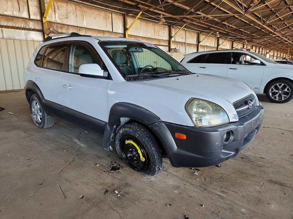 2006 Hyundai Tucson VIN KM8JN72D56U300807 COPART salvage auction — FRONT END, Az - Cert Of Title - Salvage, sold $425 on 2026-07-27 (photo 4)