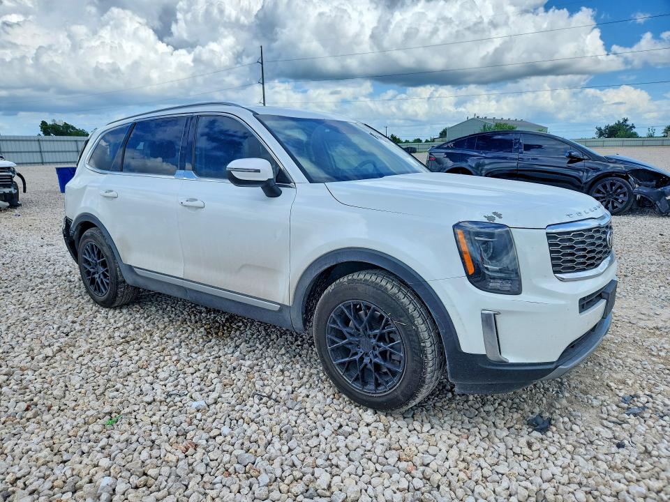 2020 Kia Telluride VIN 5XYP34HC8LG035976 COPART salvage auction — REAR END, TX - SALVAGE VEHICLE TITLE (P), sold $4,100 on 2026-07-30 (photo 4)