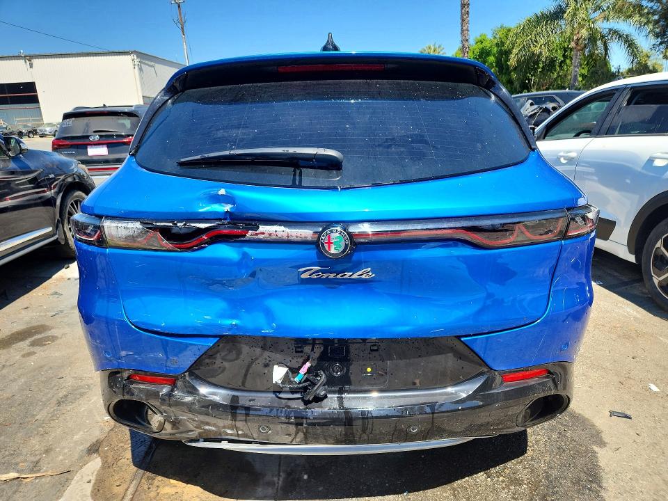 2024 Alfa romeo Tonale VIN ZASPATCW9R3044897 COPART salvage auction — UNDERCARRIAGE, CA - CERTIFICATE OF TITLE, sold $4,750 on 2026-07-28 (photo 6)