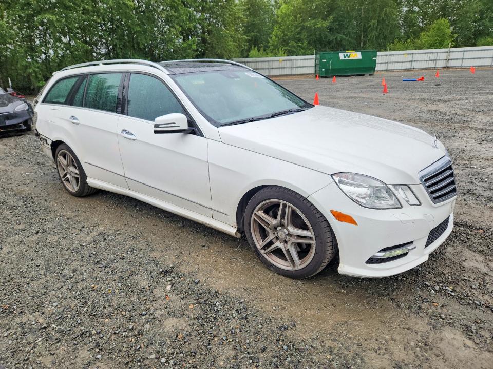 2013 Mercedes-benz E-klasse VIN WDDHH8JB8DA733655 COPART salvage auction — REAR END, WA - BILL OF SALE, sold $1,450 on 2026-08-17 (photo 4)