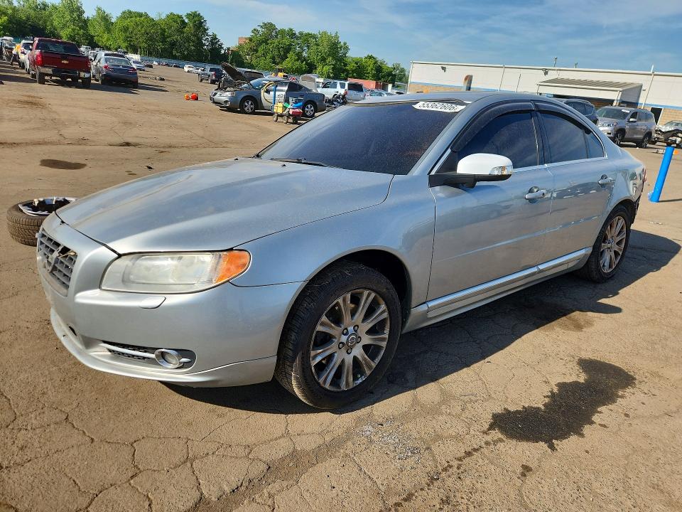 2011 Volvo S80 VIN YV1940AS1B1135118 COPART salvage auction — REAR END, Ct - Cert Of Title-Salvage, sold $475 on 2026-08-07 (photo 1)