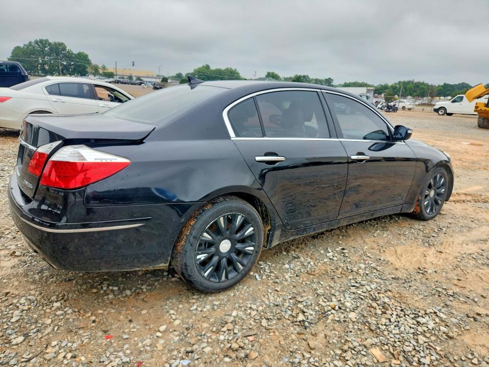 2011 Hyundai Genesis VIN KMHGC4DE3BU135063 COPART salvage auction — REAR END, Al - Cert Of Title-Salvage Title, sold $600 on 2026-07-08 (photo 3)
