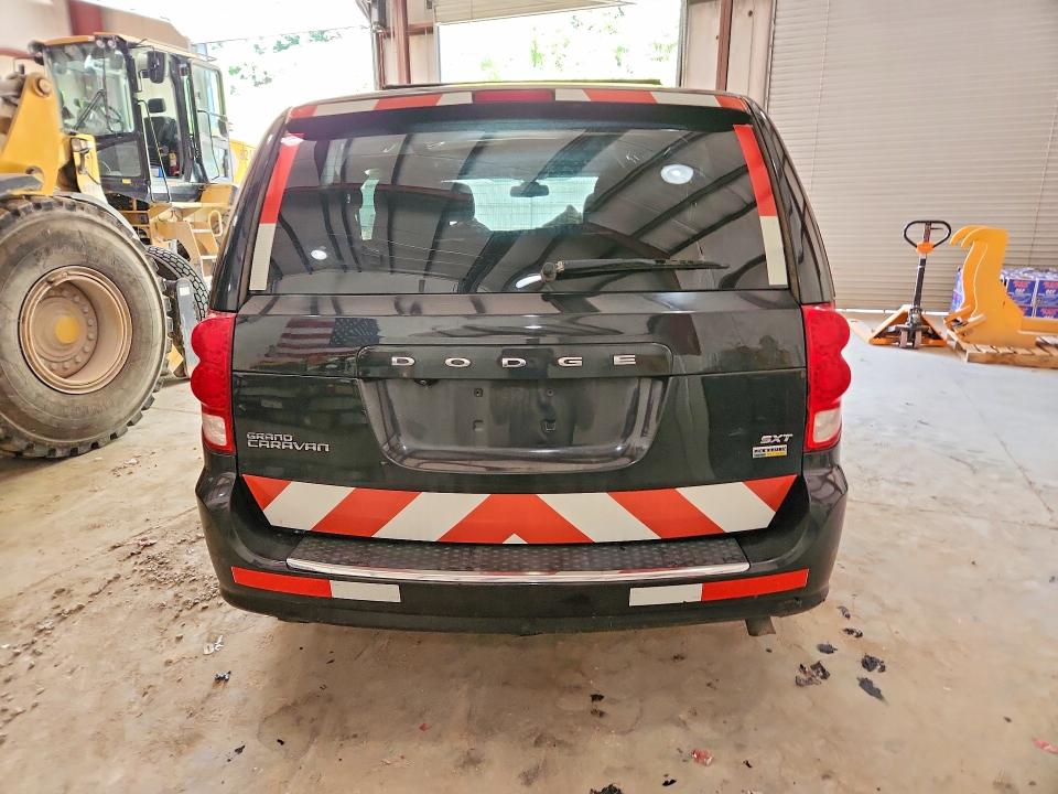 2019 Dodge Grand caravan VIN 2C4RDGCG5KR743064 COPART salvage auction — FRONT END, KS - CERTIFICATE OF TITLE, sold $150 on 2026-07-09 (photo 6)