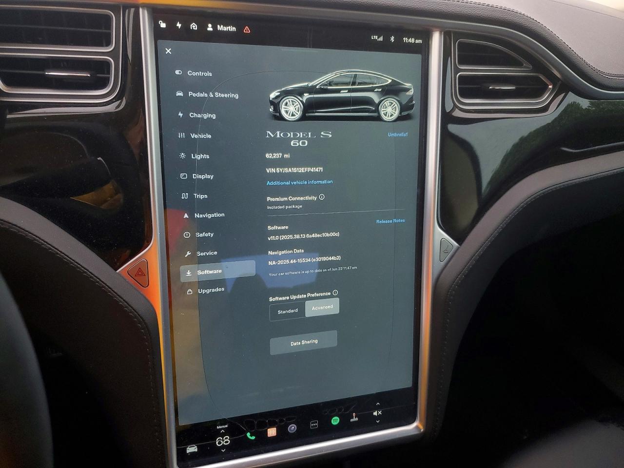 2014 Tesla Model S VIN 5YJSA1S12EFP41471 COPART salvage auction — Minor Dent/Scratches, NJ - CERTIFICATE OF TITLE (P), sold $3,300 on 2026-07-03 (photo 9)