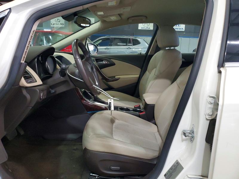 2015 Buick Verano VIN 1G4PP5SK5F4200374 COPART salvage auction — MINOR DENT/SCRATCHES, Ma - Cert Of Title-Reconstrctd Coll, sold $2,000 on 2026-07-10 (photo 7)