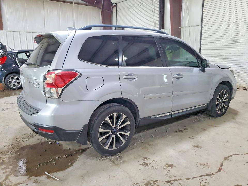 2017 Subaru Forester VIN JF2SJGTC9HH401405 COPART salvage auction — FRONT END, PA - CERTIFICATE OF SALVAGE, sold $2,200 on 2026-07-29 (photo 3)
