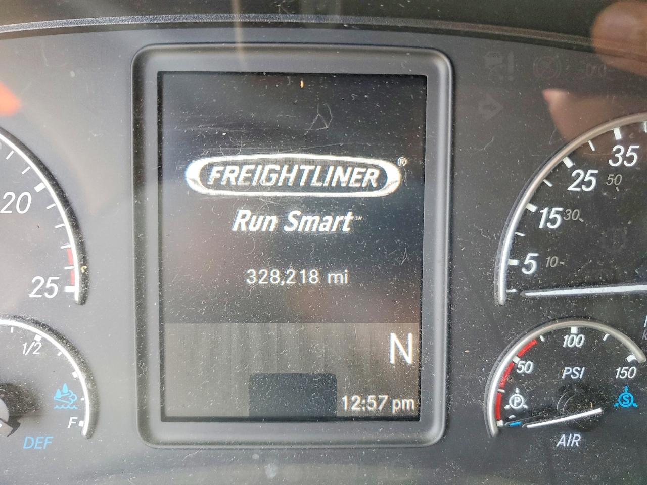 2025 Freightliner Cascadia 126 VIN 1FUJHHFG8SLVR2032 COPART salvage auction — Front End, IN - CERTIFICATE OF TITLE (P), sold $32,750 on 2026-07-07 (photo 8)