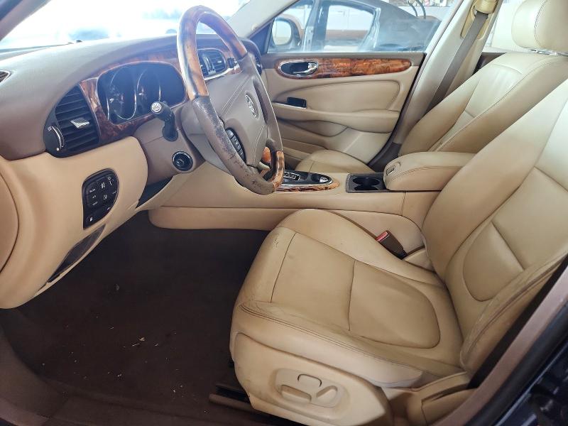 2006 Jaguar Xj series VIN SAJWA79B66SH07514 COPART salvage auction — MINOR DENT/SCRATCHES, Az - Certificate Of Title, sold $500 on 2026-07-06 (photo 7)